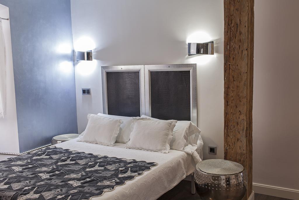 Hostal Jardin Secreto Santander Exterior photo